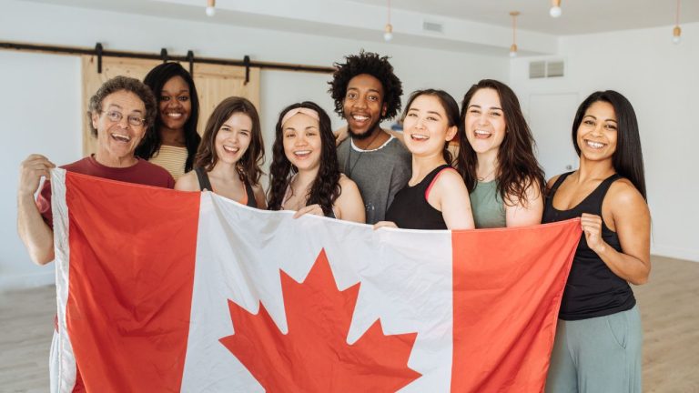 Top 10 Trường Đại Học Chi Phí Hợp Lý Tại Vùng Thảo Nguyên (Alberta & Saskatchewan)
